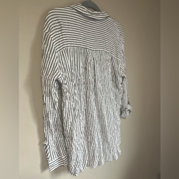 Flowy crinkle vertical striped button down long sleeve shirt brown/cream Lrg - Picture 14 of 14
